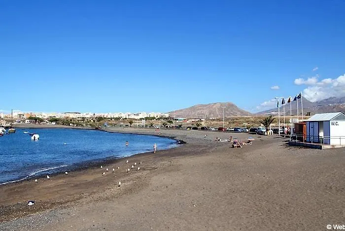 Parrot Paradise Studio, Wifi, Smart Tv, Pool Costa Del Silencio