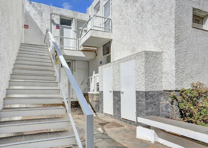 Apartment Parrot Paradise Studio, Wifi, Smart Tv, Pool *