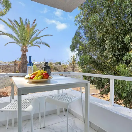 Parrot Paradise Studio, Wifi, Smart Tv, Pool Costa Del Silencio