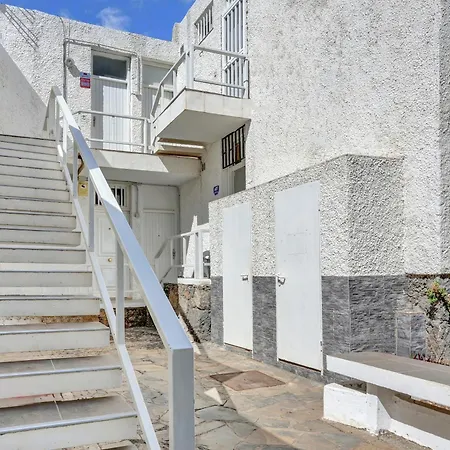 Apartment Parrot Paradise Studio, Wifi, Smart Tv, Pool *