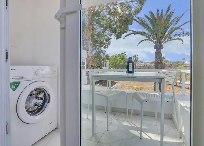 Parrot Paradise Studio, Wifi, Smart Tv, Pool Apartamento Costa del Silencio