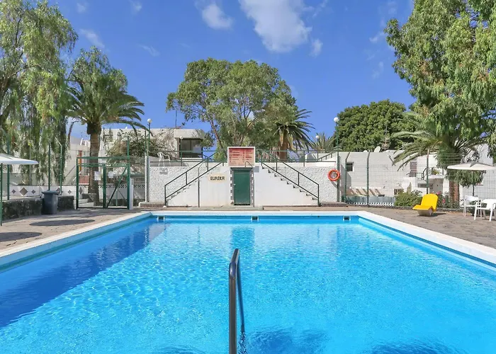 Parrot Paradise Studio, Wifi, Smart Tv, Pool Apartamento