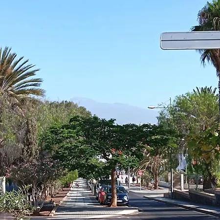 アパート Parrot Paradise Studio, Wifi, Smart Tv, Pool コスタ・デル・シレンチオ