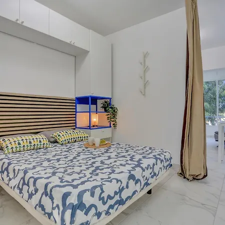 アパート Parrot Paradise Studio, Wifi, Smart Tv, Pool