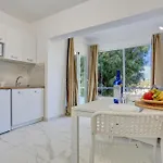 Parrot Paradise Studio, Wifi, Smart Tv, Pool 德尔锡伦西奥海岸