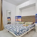 Parrot Paradise Studio, Wifi, Smart Tv, Pool 公寓 德尔锡伦西奥海岸