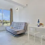 Parrot Paradise Studio, Wifi, Smart Tv, Pool 德尔锡伦西奥海岸